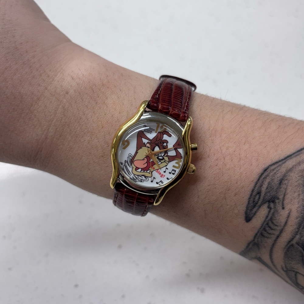 Vintage Armitron Musical Quartz Gold-Tone and Brown Leather Tasmanian DevilWatch